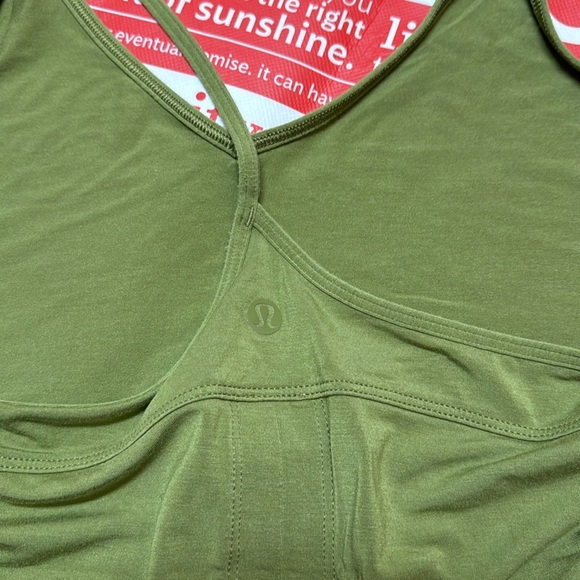Lululemon Tank - Picture 3 of 4